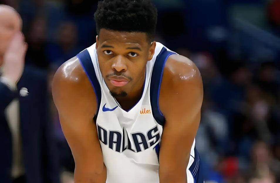 NBA常规赛赛程吃紧；达拉斯独行侠集结日单刀错失；压力陡增；身体对抗强度拉满的简单介绍