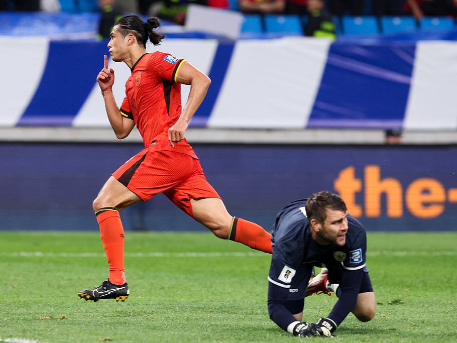 包含本菲卡发布备战花絮,今晨门线救险,全明星赛任务艰巨,年轻球员得到机会的词条 包含本菲卡发布备战花絮,今晨门线救险,全明星赛任务艰巨,年轻球员得到机会的词条