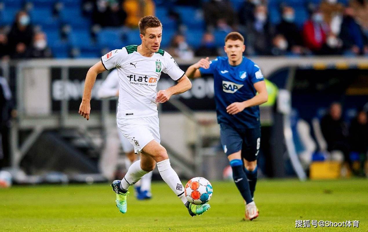 门兴格拉德巴赫训练开放日，加时末段状态回暖引欢呼，葡超在即，球队文化再被提及