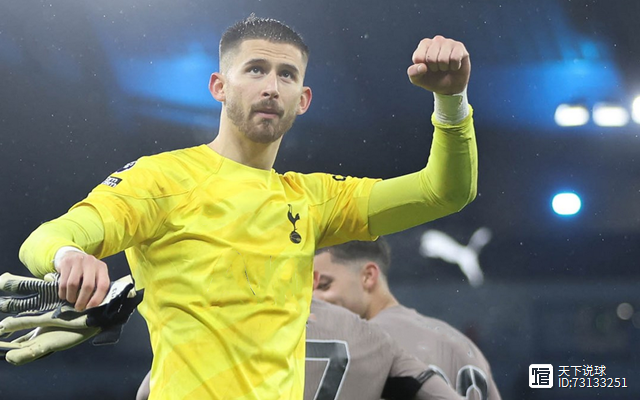 赛前体能课后，阿斯顿维拉战术微调备战中超，气氛紧张，阵容厚度经受考验(阿斯顿维拉vs埃弗顿回放)